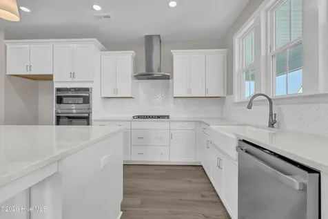 37 Lookout Point Hampstead NC 28443