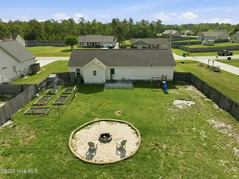 305 Basil Court Hubert NC 28539