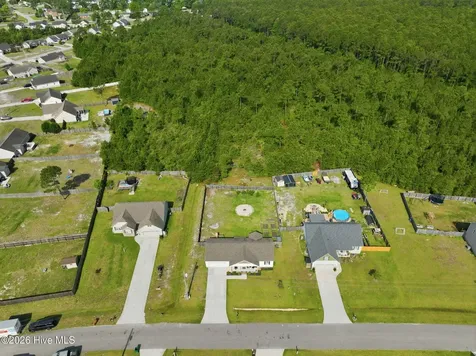 305 Basil Court Hubert NC 28539