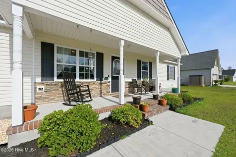 305 Basil Court Hubert NC 28539