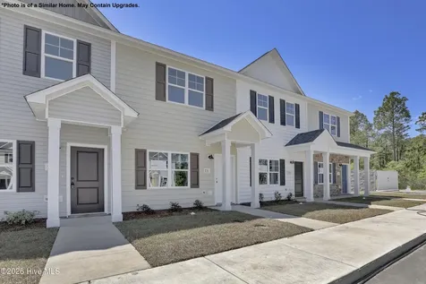 719 Cross Bridge Way Sneads Ferry NC 28460