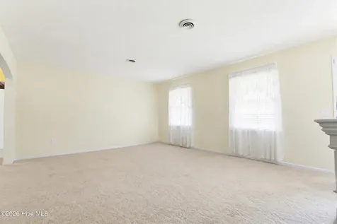 128 Seals Street Tabor City NC 28463