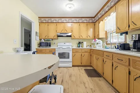 128 Seals Street Tabor City NC 28463
