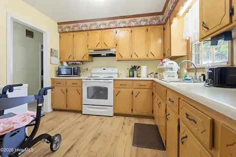 128 Seals Street Tabor City NC 28463