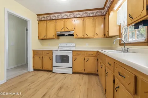 128 Seals Street Tabor City NC 28463