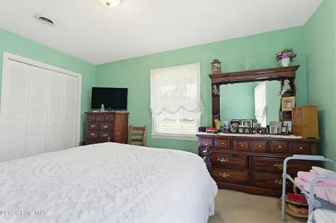 128 Seals Street Tabor City NC 28463