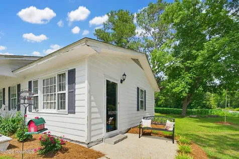 128 Seals Street Tabor City NC 28463