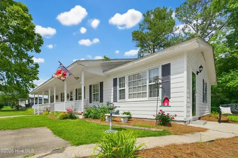 128 Seals Street Tabor City NC 28463