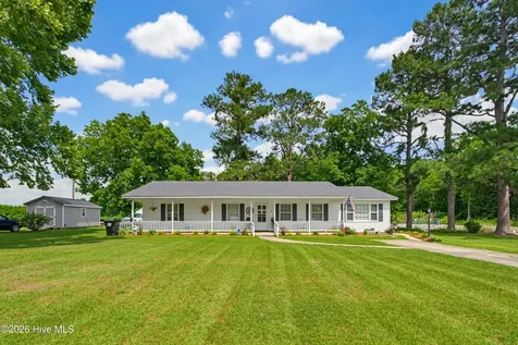 128 Seals Street Tabor City NC 28463