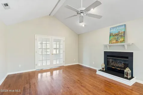 111 Widgeon Circle Hampstead NC 28443