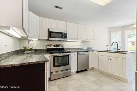 111 Widgeon Circle Hampstead NC 28443