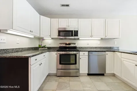 111 Widgeon Circle Hampstead NC 28443