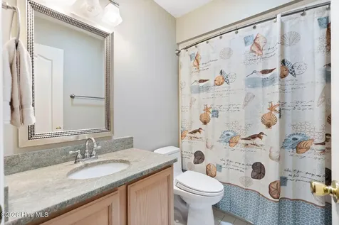 111 Widgeon Circle Hampstead NC 28443