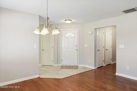 111 Widgeon Circle Hampstead NC 28443