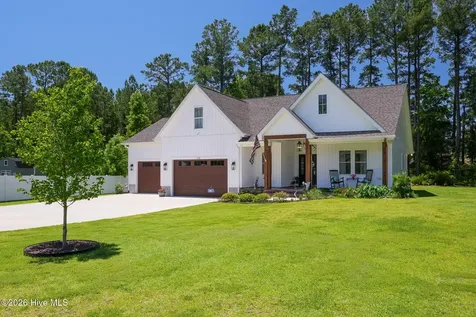 210 Brittany Lane Stella NC 28582