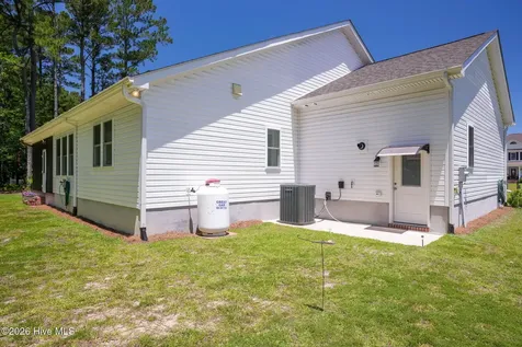 210 Brittany Lane Stella NC 28582