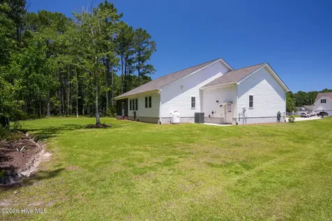 210 Brittany Lane Stella NC 28582