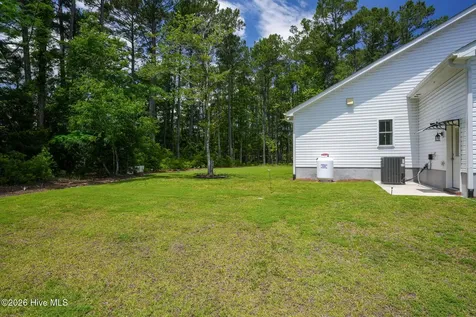 210 Brittany Lane Stella NC 28582
