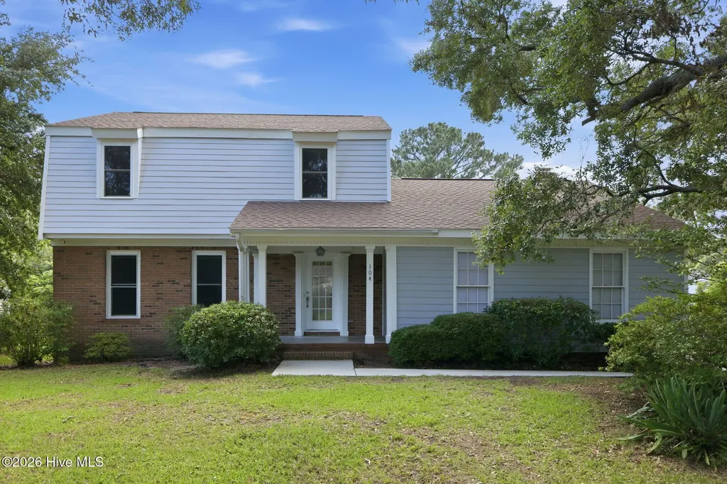 104 Gull Harbor Drive Newport NC 28570