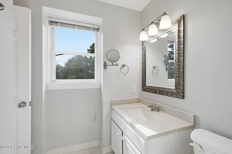 104 Gull Harbor Drive Newport NC 28570