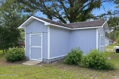 104 Gull Harbor Drive Newport NC 28570