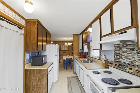 1488 Colington Road Kill Devil Hills NC 27948