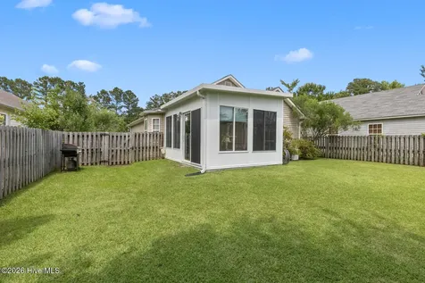 102 Gladiola Drive New Bern NC 28562