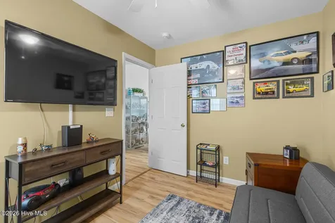 102 Gladiola Drive New Bern NC 28562