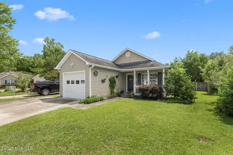 102 Gladiola Drive New Bern NC 28562