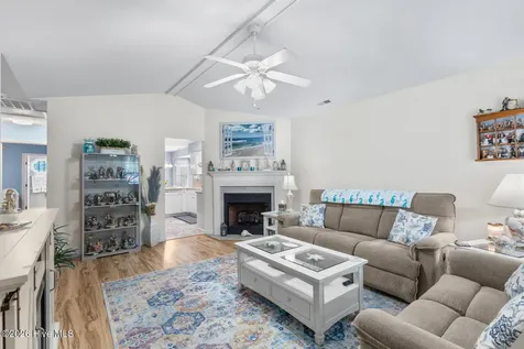 102 Gladiola Drive New Bern NC 28562