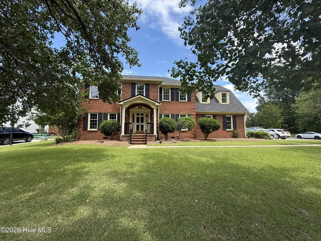 2906 Hunters Run Greenville NC 27858