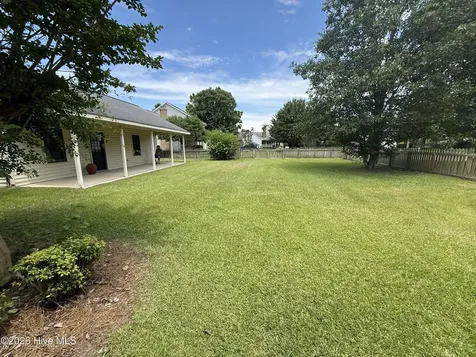2906 Hunters Run Greenville NC 27858