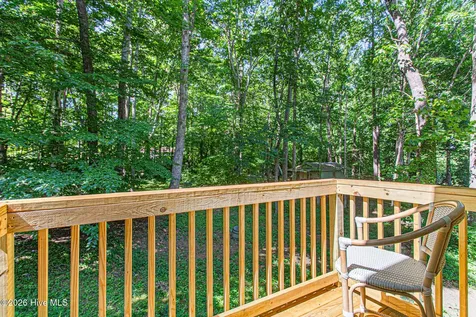 1832 Travis Lane Burlington NC 27217
