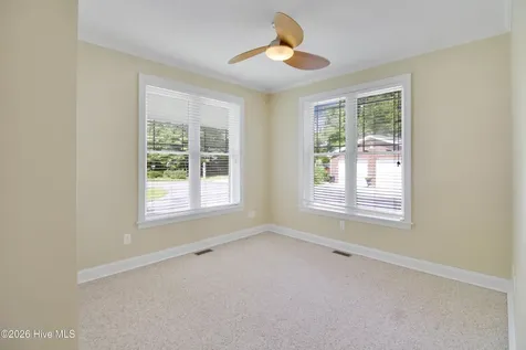 789 Queens Creek Road Hubert NC 28539