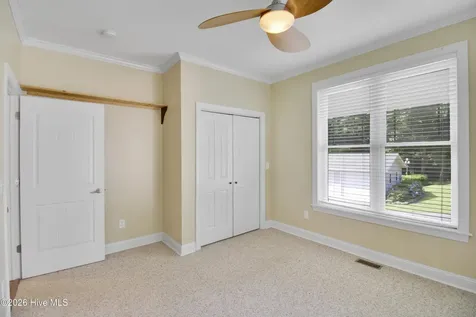 789 Queens Creek Road Hubert NC 28539
