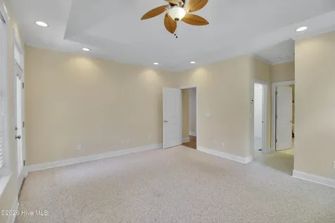789 Queens Creek Road Hubert NC 28539