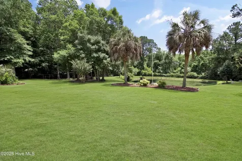 789 Queens Creek Road Hubert NC 28539