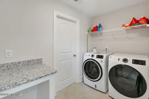 36 Milano Court Hampstead NC 28443