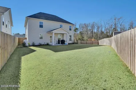 36 Milano Court Hampstead NC 28443