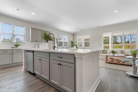 2115 Marietta Circle NW Ash NC 28420