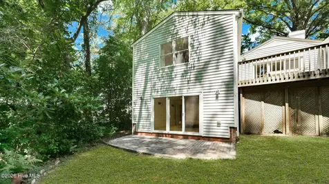 141 E Longmeadow Road Greenville NC 27858