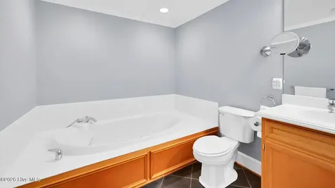 141 E Longmeadow Road Greenville NC 27858