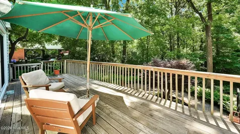 141 E Longmeadow Road Greenville NC 27858