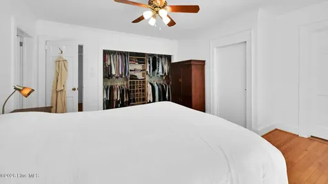 141 E Longmeadow Road Greenville NC 27858