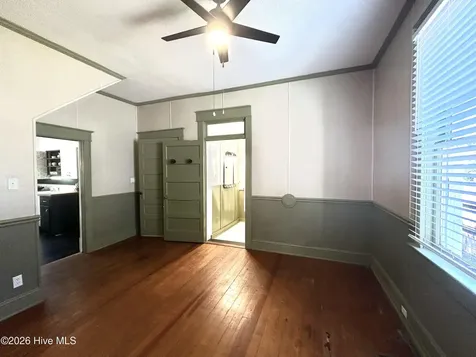 541 Roanoke Avenue Roanoke Rapids NC 27870