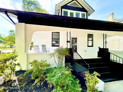 541 Roanoke Avenue Roanoke Rapids NC 27870