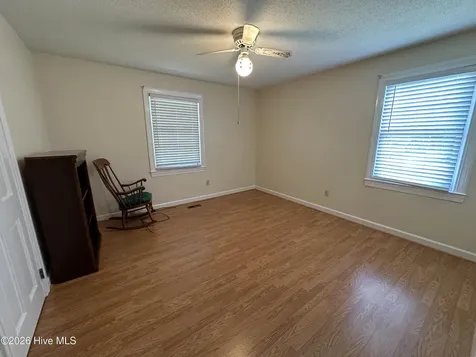 504 Pineview Road Clinton NC 28328