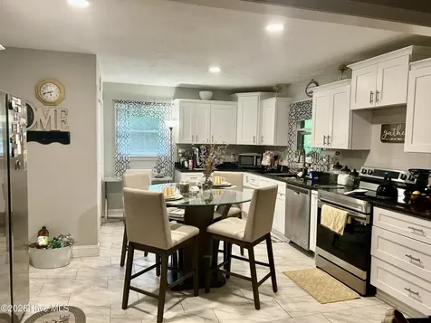 1303 Charles Drive Laurinburg NC 28352
