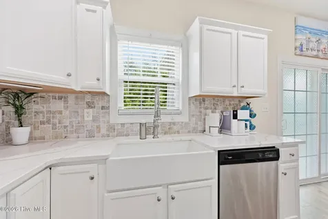 317 Little Egret Lane Swansboro NC 28584