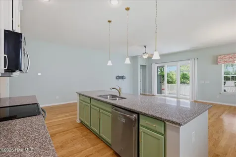 212 Cable Lake Circle Calabash NC 28467